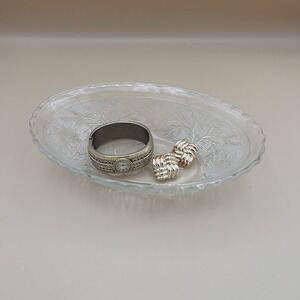 Anchor Hocking Tiara Sandwich Glass Serving Dish 1960's Oval 8.5" x 5.5" Vintage